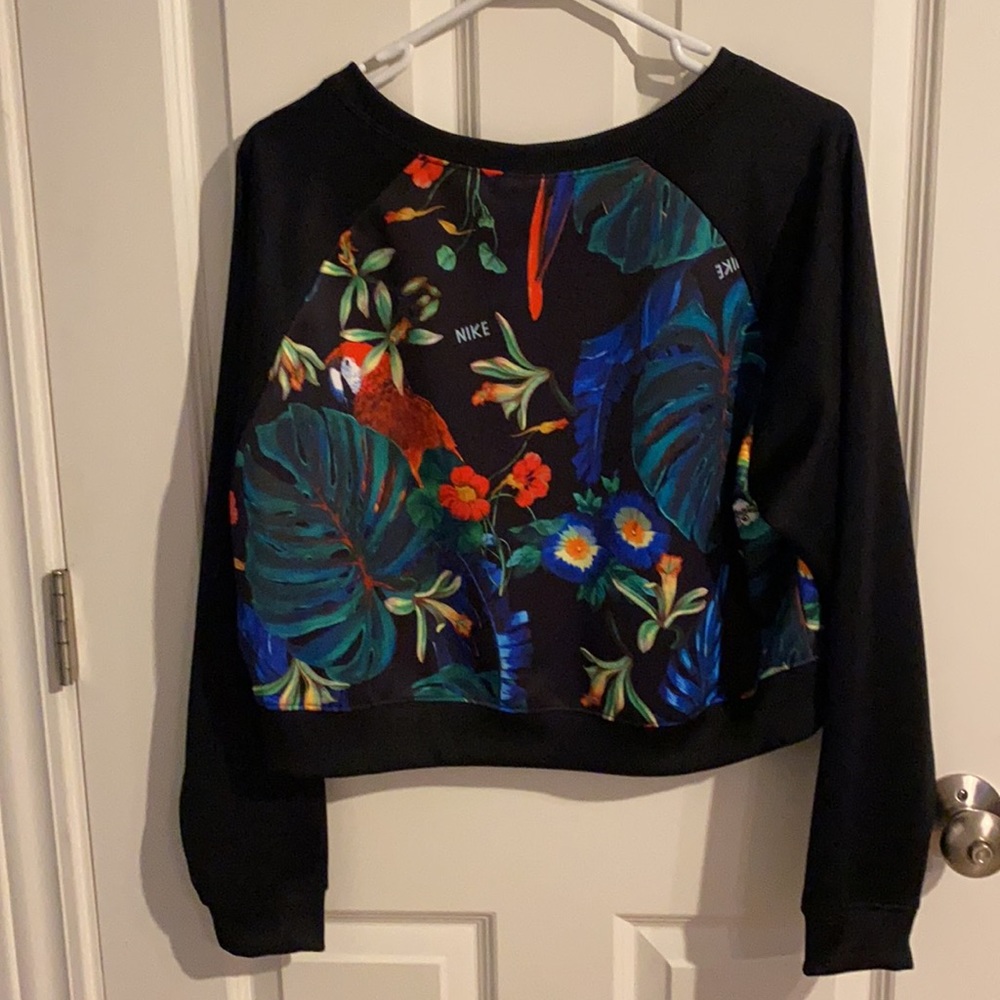 Sweater - Picture 2 of 2